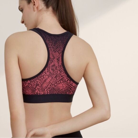 Aritzia TNA Snakeskin Sport Bra- Size Medium - Picture 2 of 7